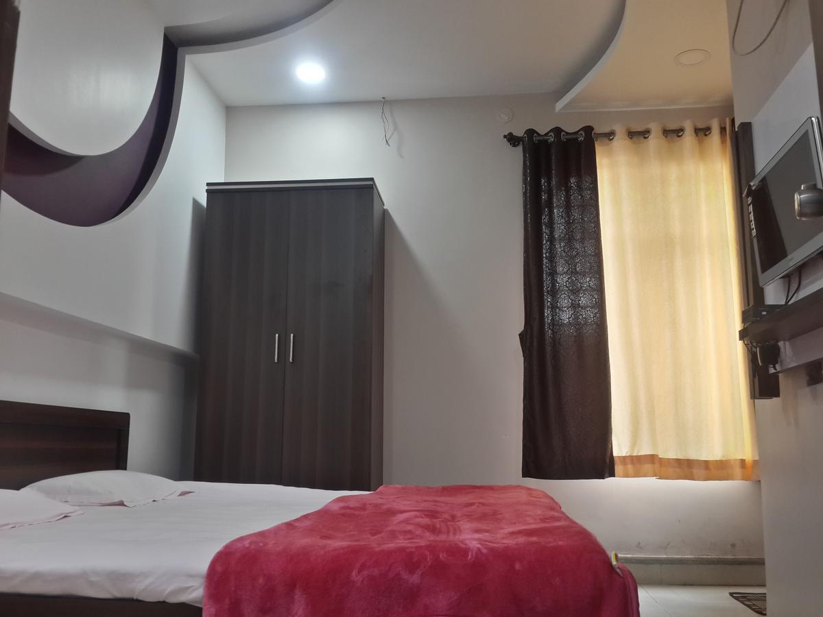 Hotel Holiday Era Opposite Railway Station Aurangabad  Eksteriør bilde